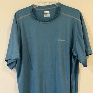 Columbia Men’s GRT Omni Dry T Shirt Hiking Outdoor Base Layer Green Large